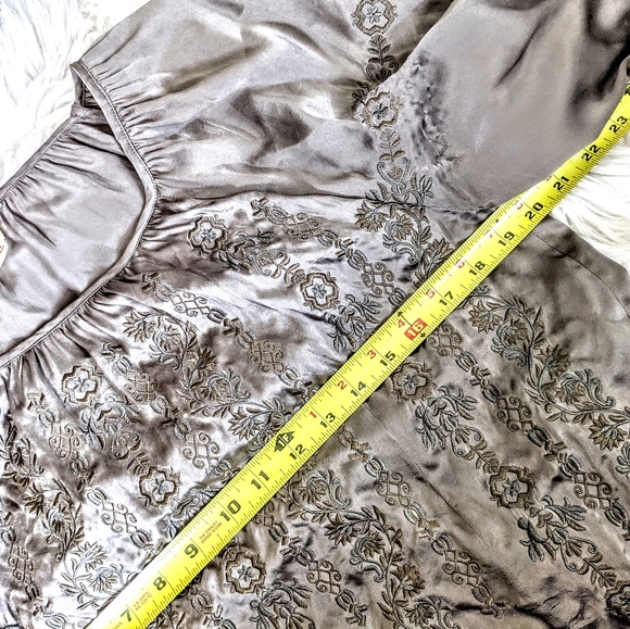 🔴SOLD🔴Sundanc 100% Silk Embroidered Bohemian Top - Picture 5 of 8
